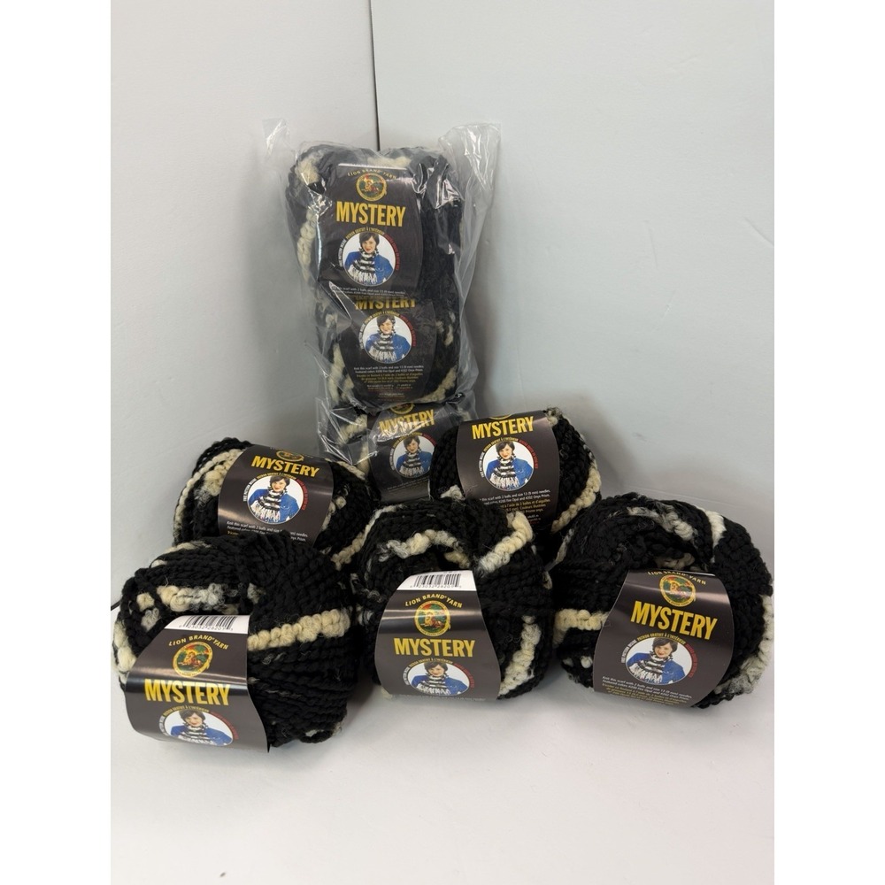 Lion Brand Mystery Yarn Lot Of 8 Acrylic Wool Blend Black Pearl Bulky